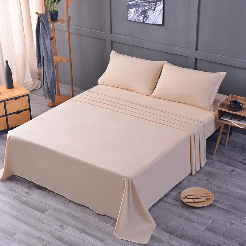 Set de 4 cearșafuri din satin clasic, respirabil, lavabil la mașină